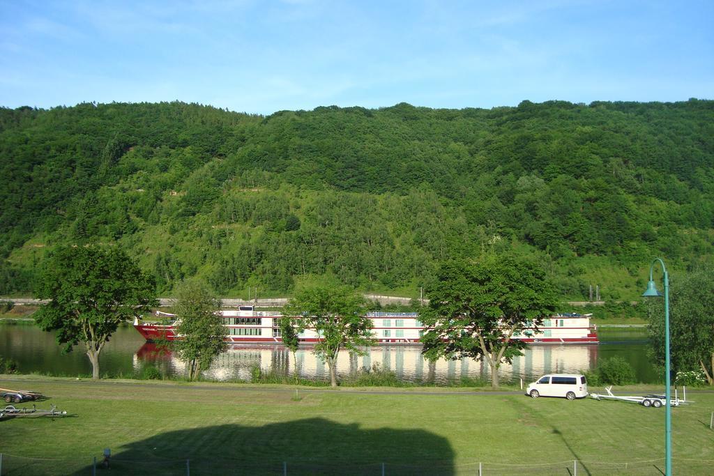 Residenz Moselstausee Sankt Aldegund Dış mekan fotoğraf